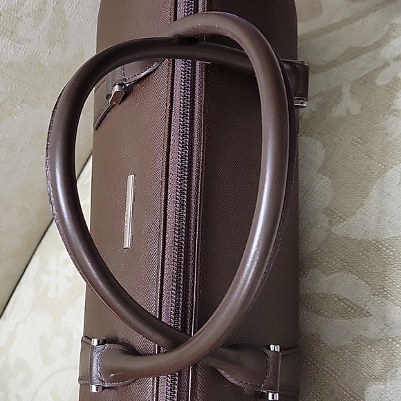 BURBERRY VINTAGE BARREL BAG - Picture 8 of 12
